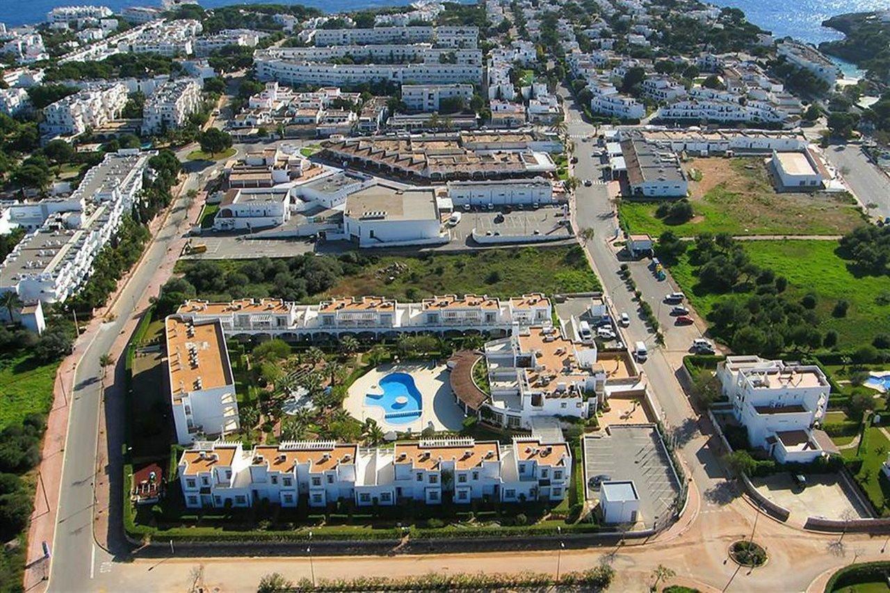 Ona Village Apartahotel